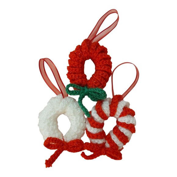 Set of 3 Crochet Wreath Ornaments - Red White Peppermint Christmas Tree Decor - Picture 2 of 6